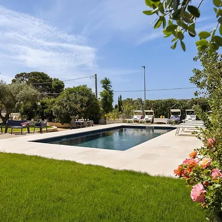 Villa 4 Bedroom Villa, Private Pool, *